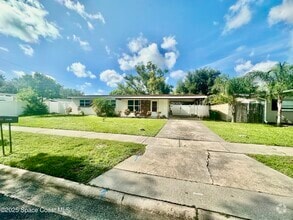 Building Photo - 1905 Ivy Dr