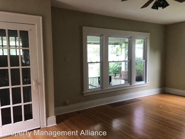 Foto del edificio - 3 br, 1 bath House - 306 Melrose Ave.