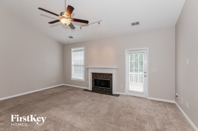 Foto del edificio - 5786 Crimson Oak Ct