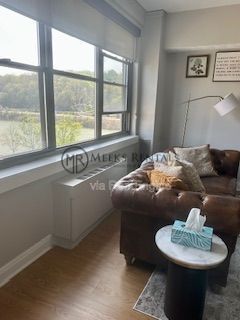 Building Photo - 1108 Kanawha Blvd E