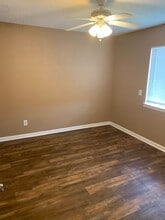 Building Photo - 1712 Eagles Pl