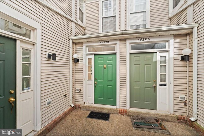 Foto del edificio - 44210 Shady Glen Terrace