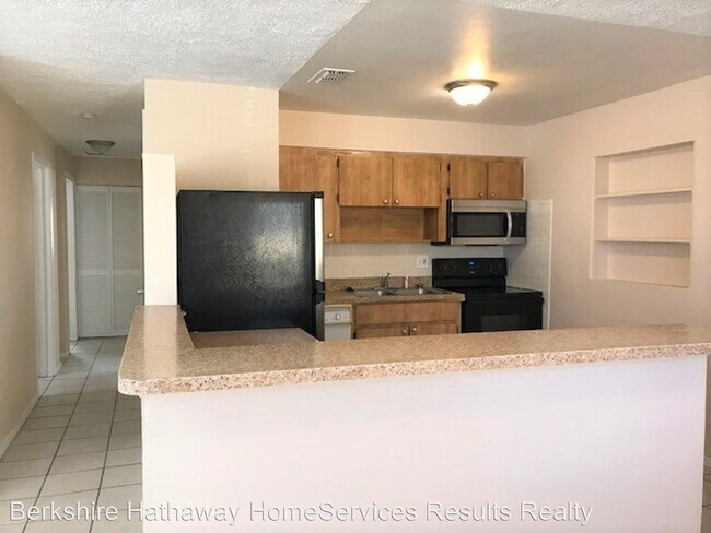 Foto del edificio - 4 br, 2 bath House - 4903 Polaris St