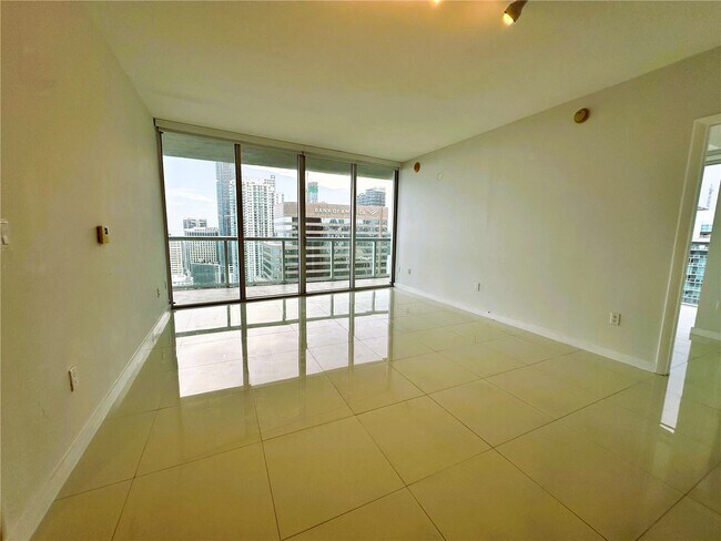 Foto del edificio - 495 Brickell Ave