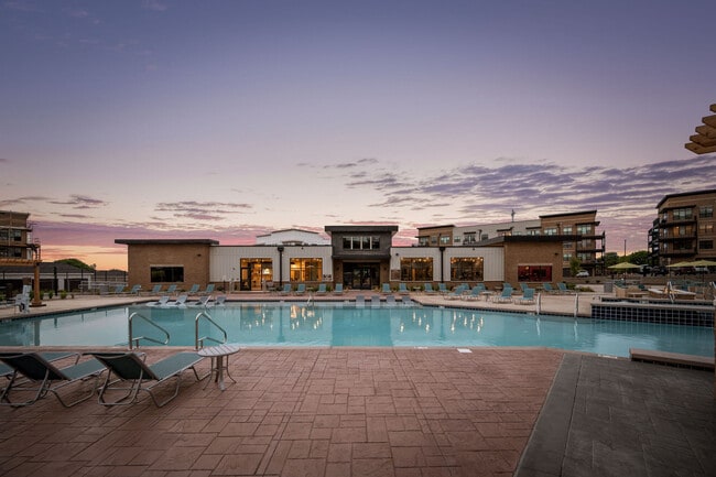 Building Photo - Evren Apartments of Lees Summit