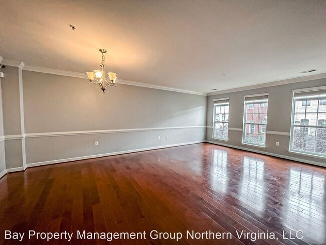 Building Photo - 3 br, 2.5 bath House - 6074-B Wicker Ln #162