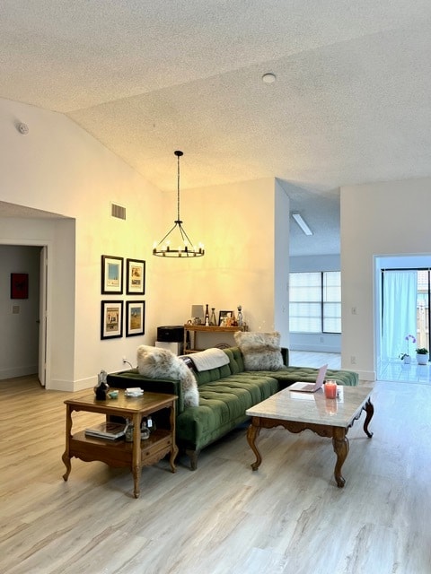 Foto del edificio - 9815 Watermill Cir