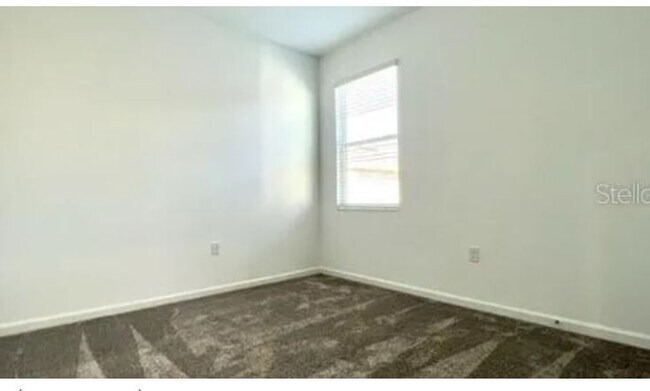 Building Photo - 1453 Roxy Ln