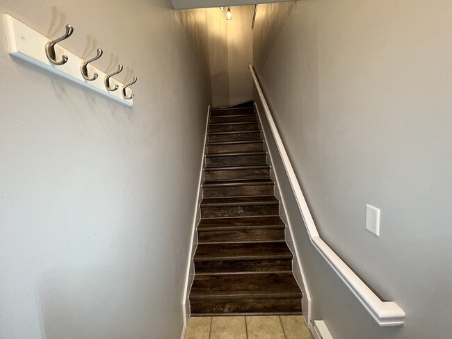 Stairway - 1150 NE Horizon Loop