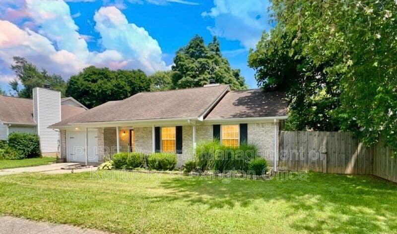 Photo - 1212 Fenwick Rd