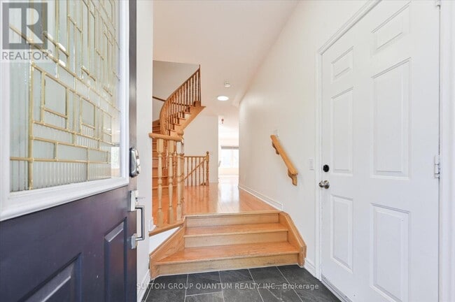 Building Photo - 59 Marshview Ave
