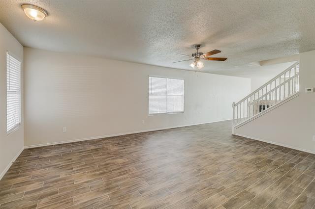 Building Photo - 260 Ariel Ln