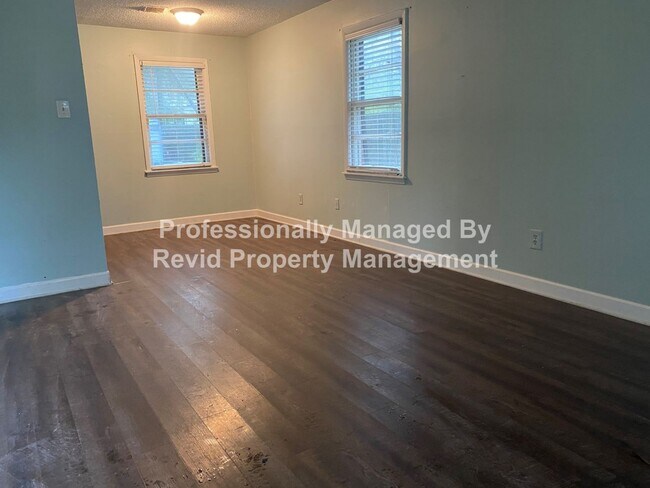 Building Photo - 4121 Westover Ave