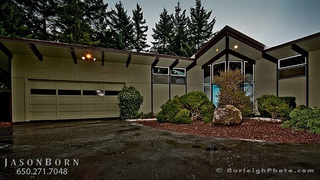 Building Photo - 50 Skywood Way