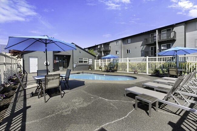 Foto del edificio - Pacific Park Apartment Homes