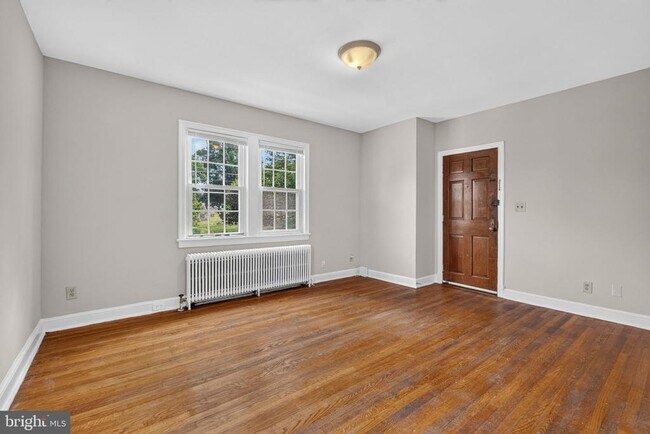 Building Photo - 4840 New Hampshire Ave NW