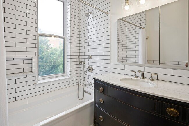 Foto del edificio - 1842 Vermont Ave NW