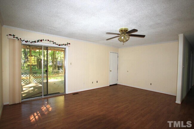 Foto del edificio - 1212 Old Apex Rd