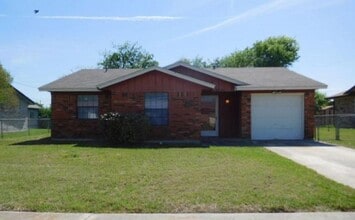 Building Photo - 3906 Madison Dr