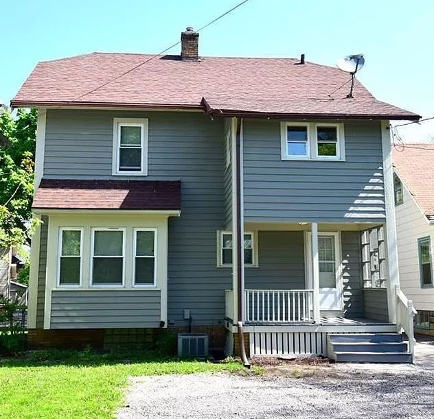 Building Photo - 999 Garson Ave