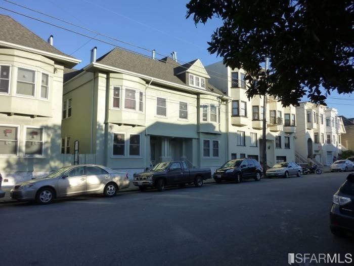 Primary Photo - 210 4th Ave