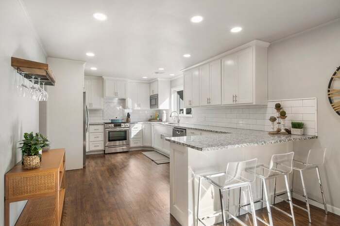 Foto principal - BA's BohoChic-steps to Rose District w/Hot...