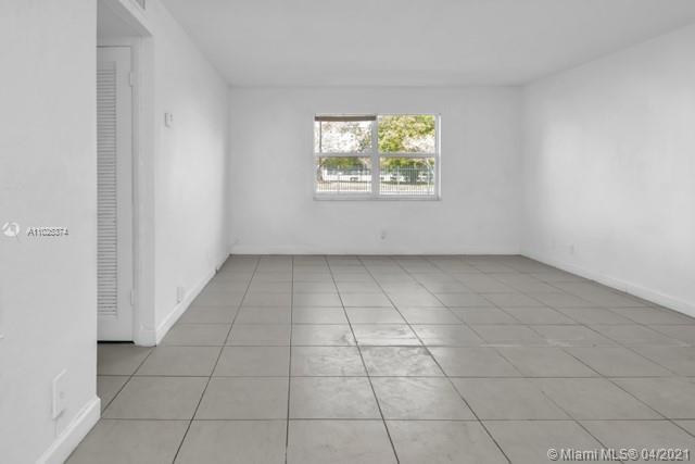 Foto del edificio - 5340 NE 5th Terrace