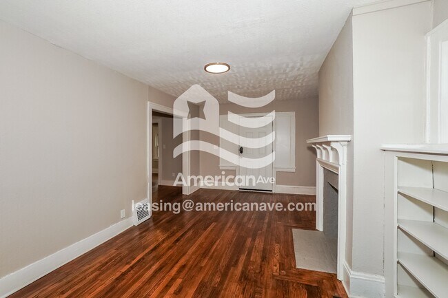 Foto del edificio - 904 Bloomfield Ave