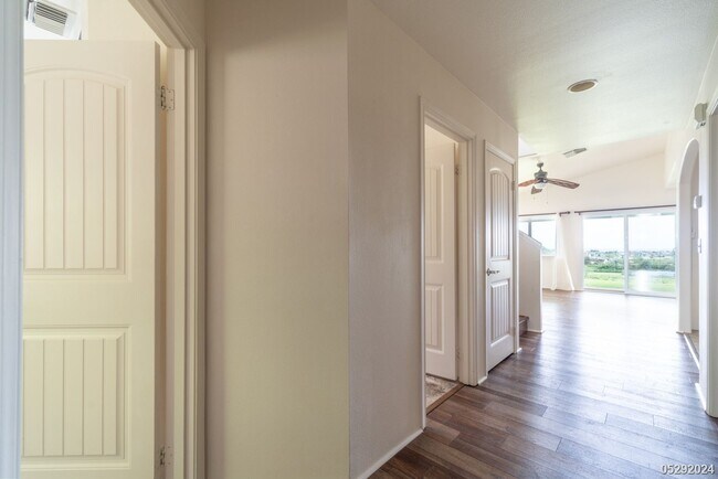 Foto del edificio - 3 Bed|3 Bath|2 Parking in Nohokai At Sea Country | $3,300