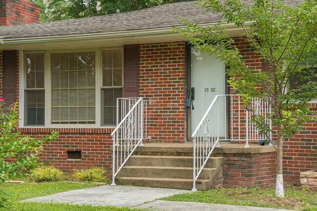 Building Photo - 1552 N Concord Rd