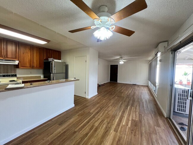 Foto del edificio - Available now 3-bedroom 2 bath single fami...