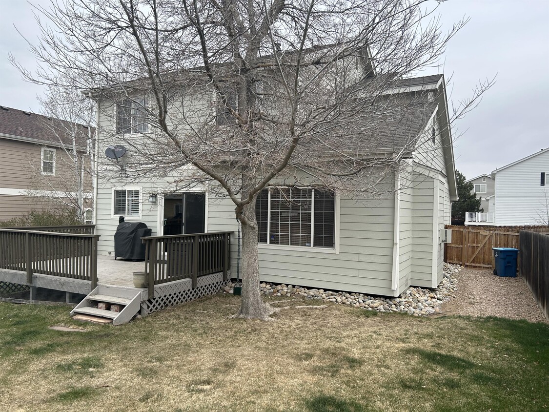Building Photo - 18868 E Garden Dr