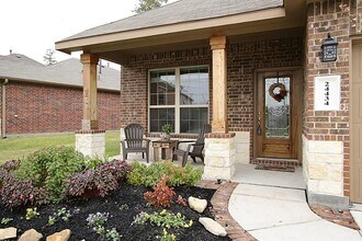 Building Photo - 24434 Sandusky Dr