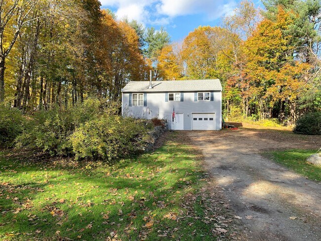 Building Photo - 319 S Rd