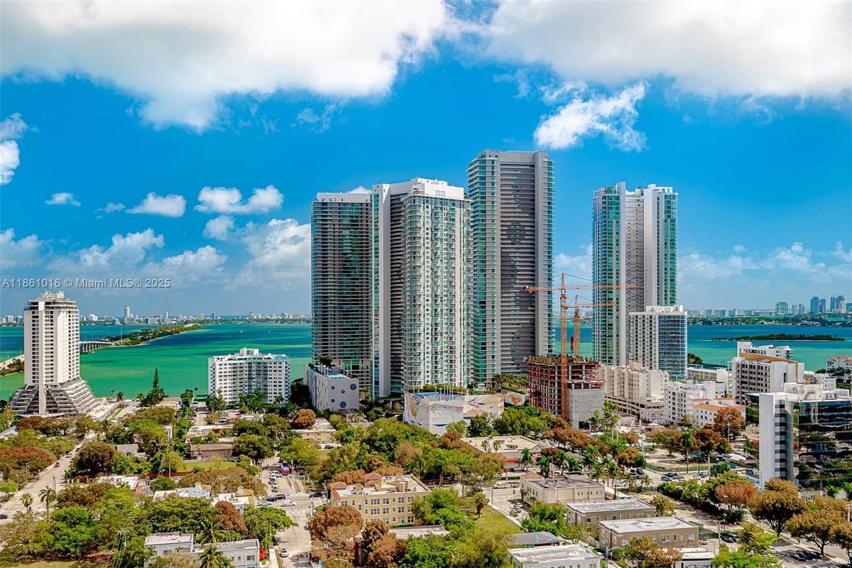 Foto del edificio - 3301 NE 1st Ave