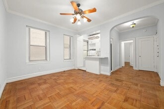 Building Photo - 400 Riverside Dr