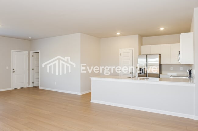 Building Photo - 17727 Denham Cir