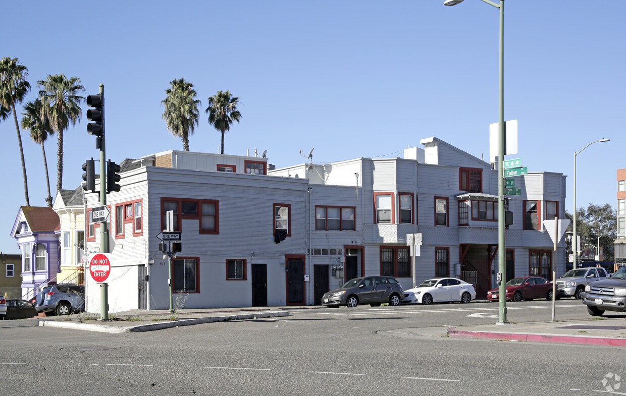 Foto principal - 633 Fallon St