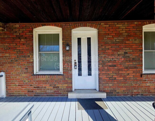 Foto del edificio - 3717 Cambridge Ave