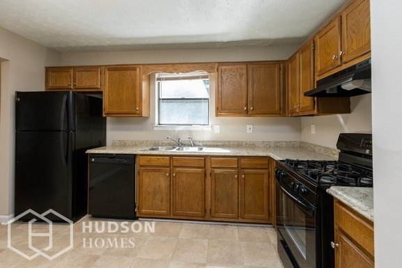 Building Photo - NOW AVAILABLE! - 2451 Skyline Ridge Dr, Li...