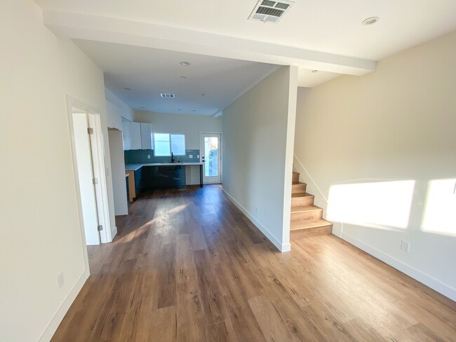 Foto del edificio - 5558 Geer St