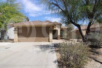 Building Photo - 35115 N Bandolier Dr