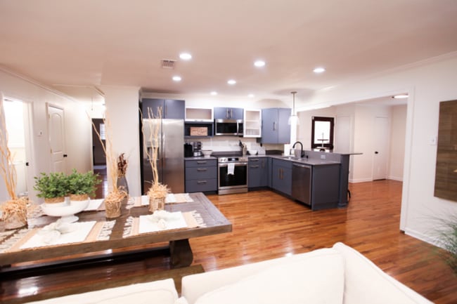 Building Photo - 915 Aberdeen Ave