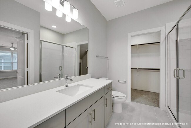 Building Photo - 2436 Eaton St