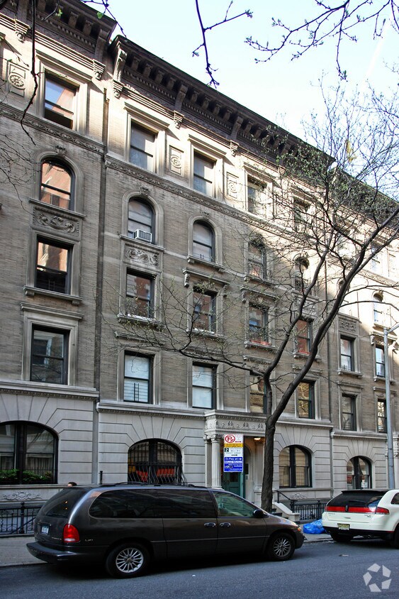 Building Photo - 212 W 85th St