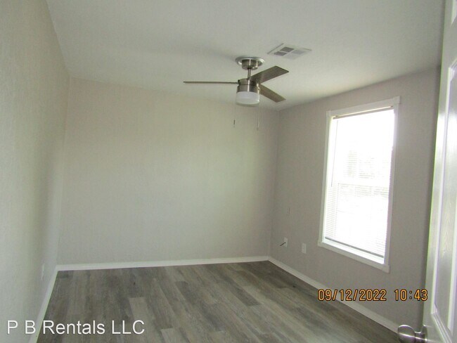 Building Photo - 3 br, 1 bath House - 2725 SW "G" Avenue