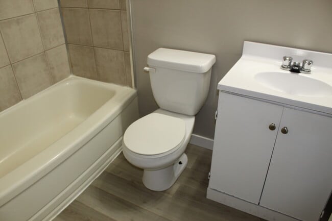 Washroom - Rosedale