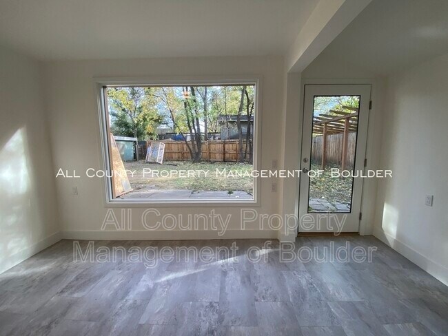 Foto del edificio - 528 Pearl St