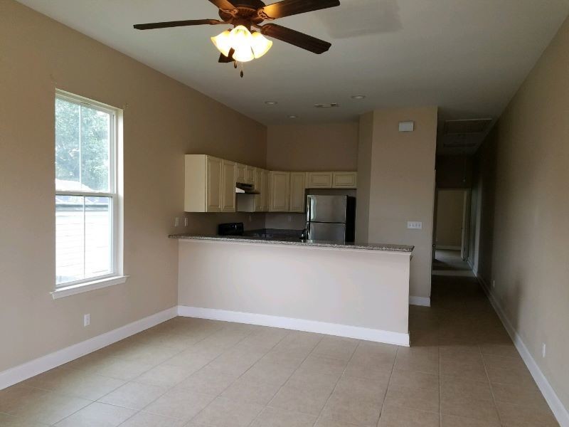 Building Photo - 5505 Wilton Dr