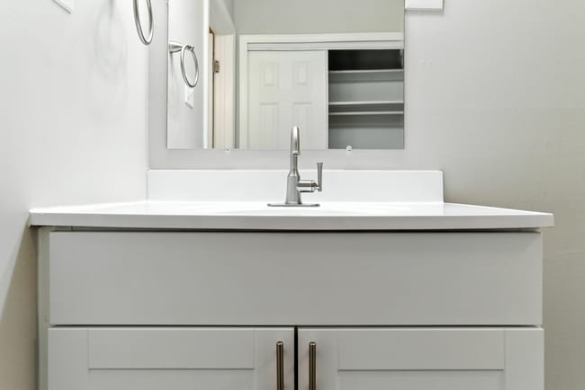 9400 Hurstbourne Park Blvd-95.jpg - The Rye Apartments